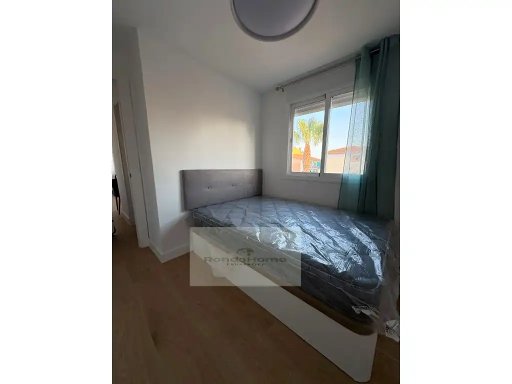 Flat for rent in Avenida Andalucia (Caleta Velez), Caleta de Vélez