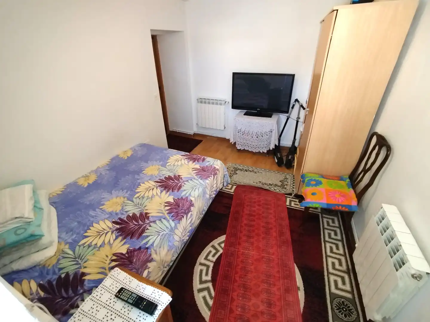 Dormitori de Casa adosada en venda en Mojados amb Calefacció, Parquet i Traster