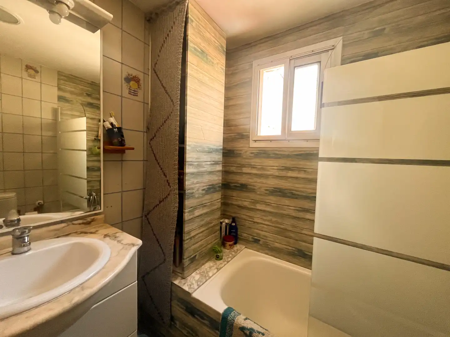 Baño de Piso en venta en Petrés con Aire acondicionado, Amueblado y Horno
