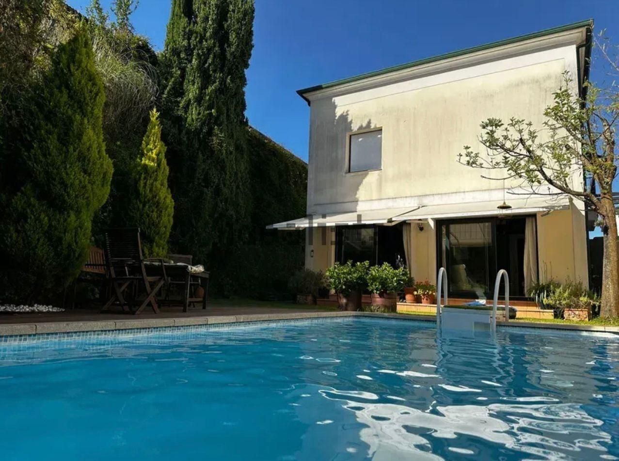 Jardí de Casa o xalet en venda en Piélagos amb Calefacció, Jardí privat i Piscina