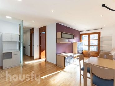Piso con balcón en venta en Calle Esglesia .