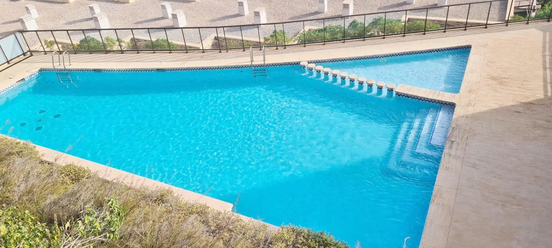 Bungalow con piscina en venta en Los Arenales del Sol, imagen 6