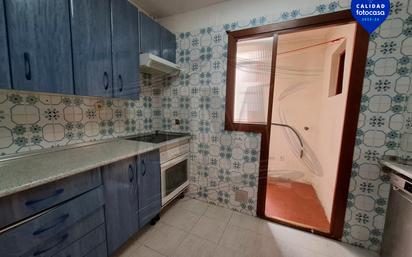 Kitchen of Flat for sale in San Fernando de Henares  with Air Conditioner, Heating and Parquet flooring