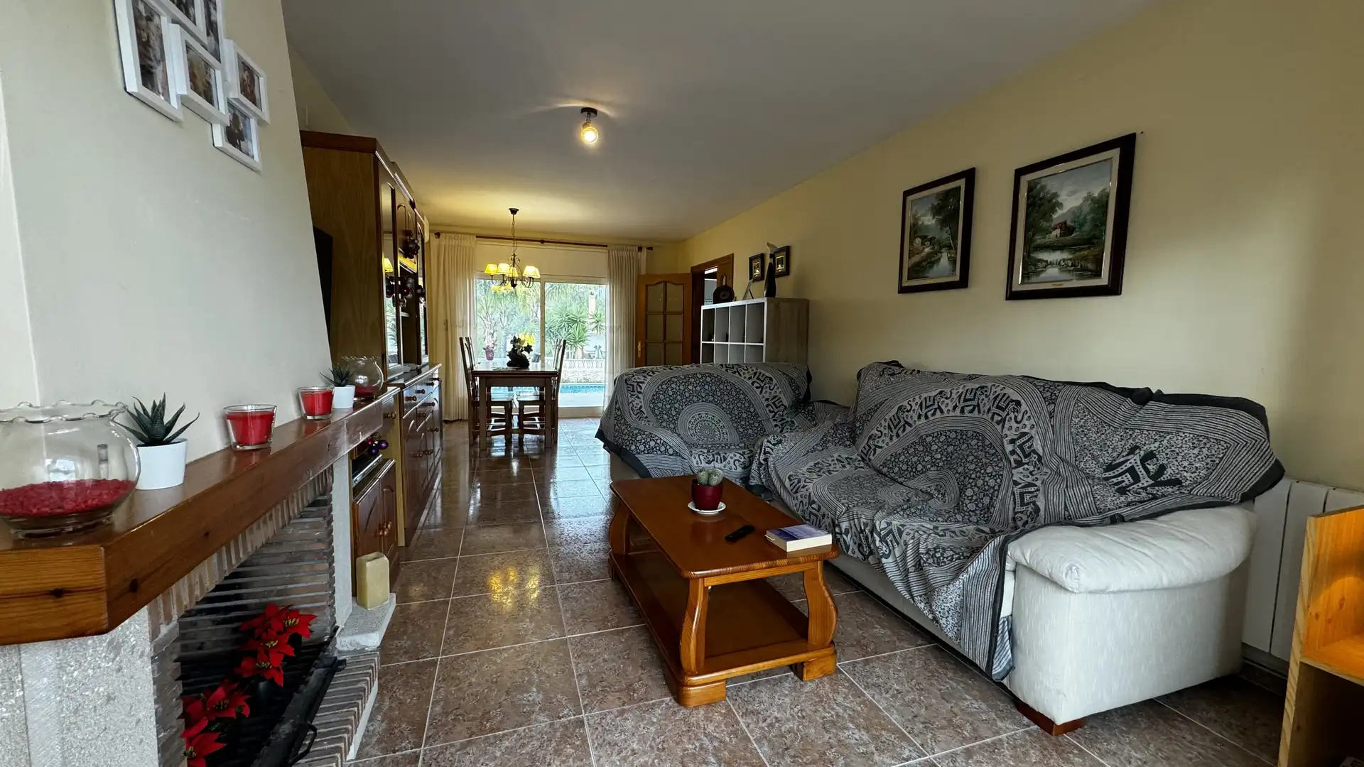 Sala d'estar de Casa o xalet en venda en Creixell amb Aire condicionat, Calefacció i Jardí privat