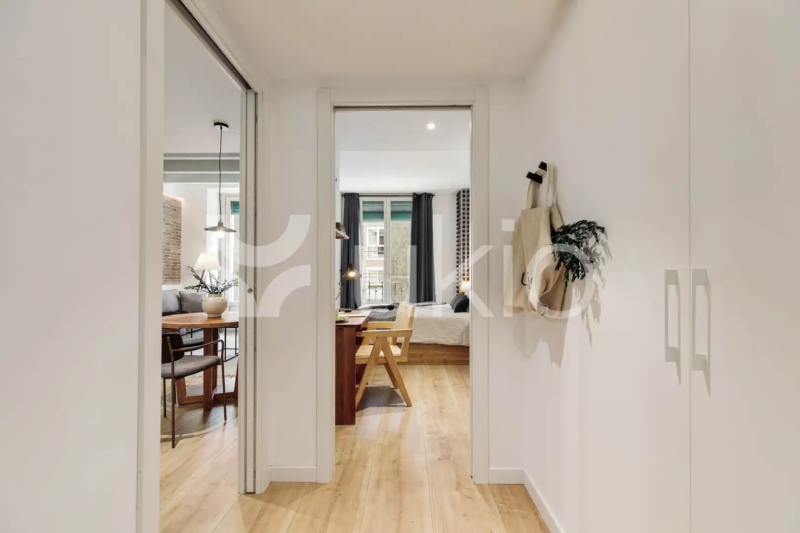 Dormitori de Apartament de lloguer en Barcelona amb Aire condicionat, Calefacció i Moblat