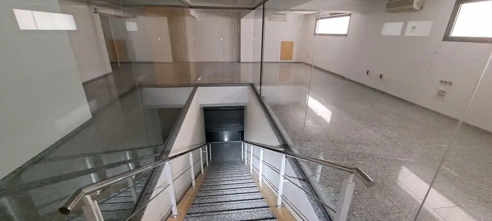 Gewerbefläche zum Verkauf in Paseo Constitución, imagen 4