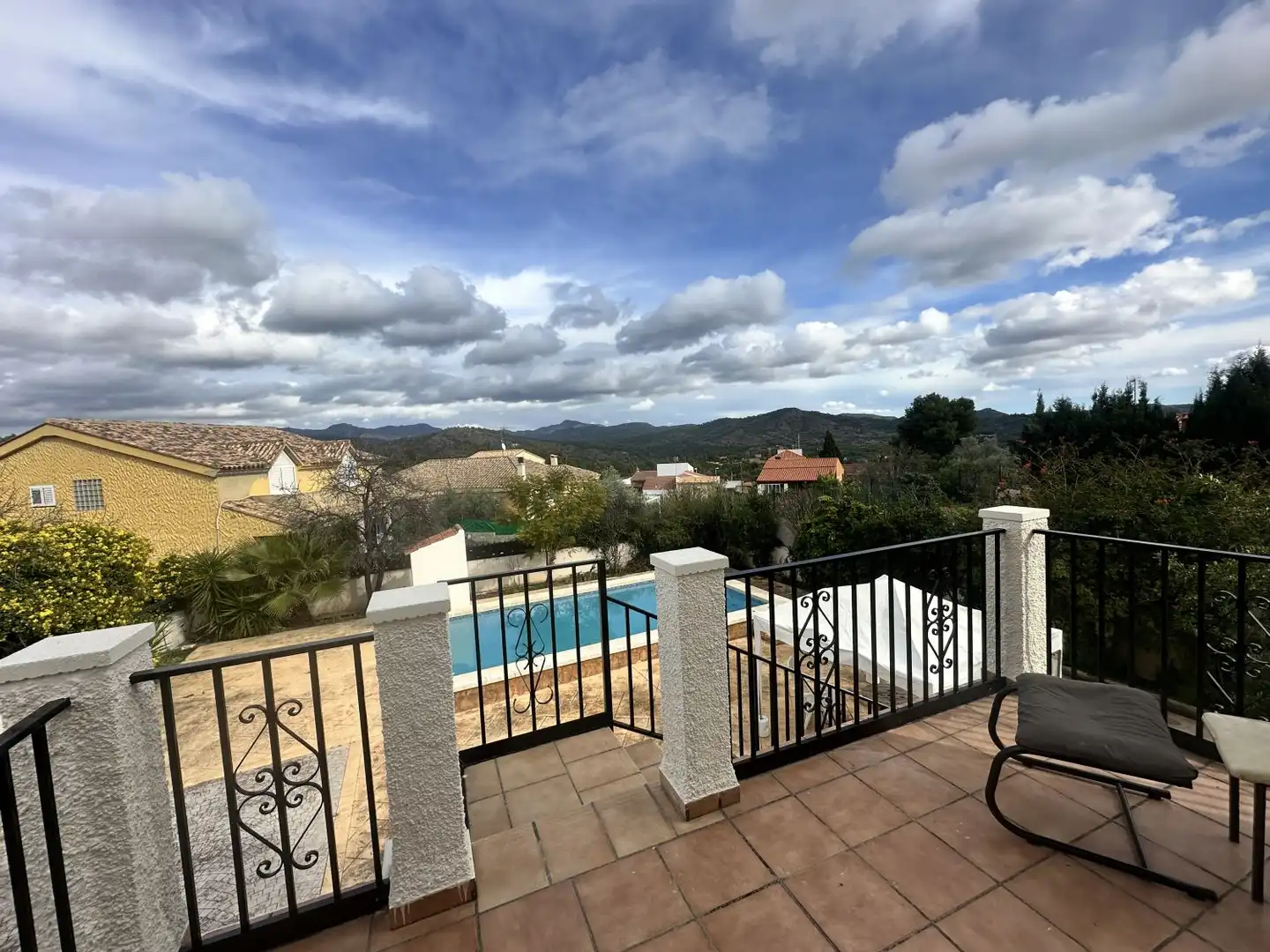 Vista exterior de Casa o xalet en venda en Algar de Palància amb Aire condicionat, Calefacció i Jardí privat