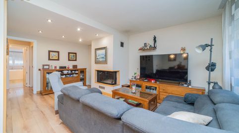 Foto 4 de Piso en venta en Calle Los Nardos, Valderas - Los Castillos, Alcorcón