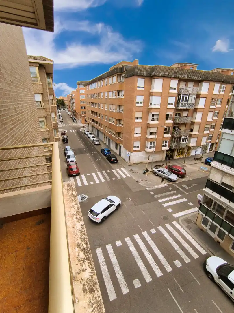 Vista exterior de Pis en venda en Palencia amb Calefacció, Terrassa i Forn