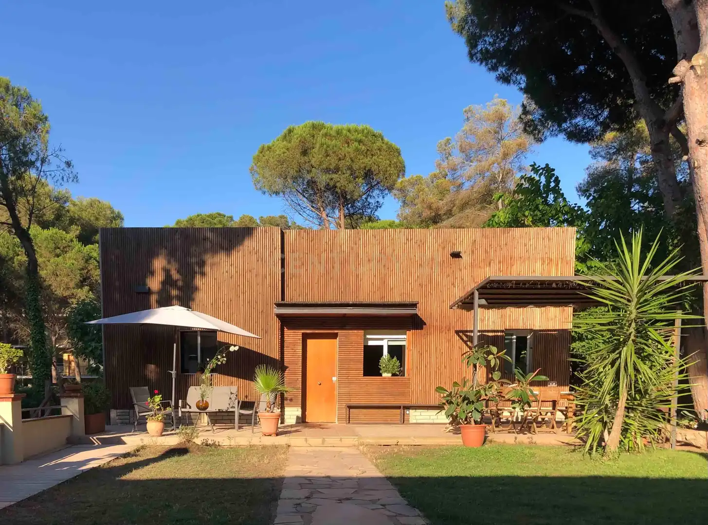Vista exterior de Casa o chalet en venta en Gavà con Jardín privado, Piscina y Piscina comunitaria