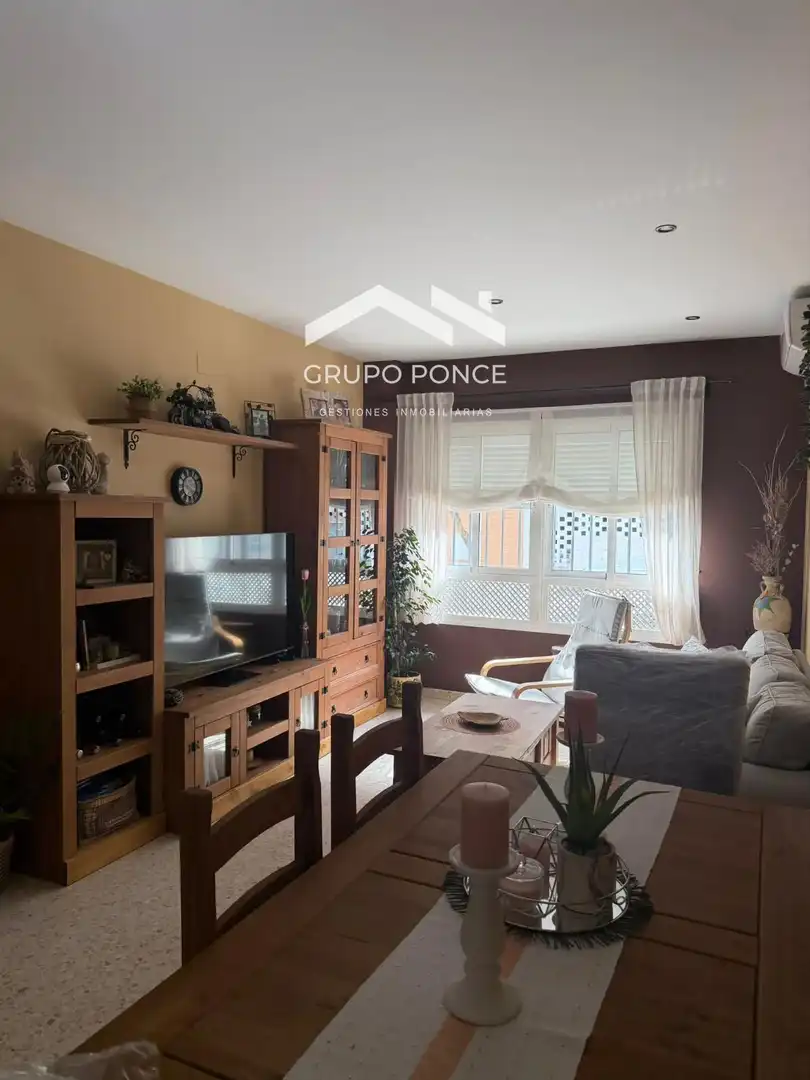Living room of Flat for sale in Jerez de la Frontera  with Storage room