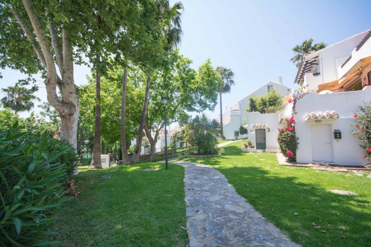 Casa adosada en venta en Casco Antiguo