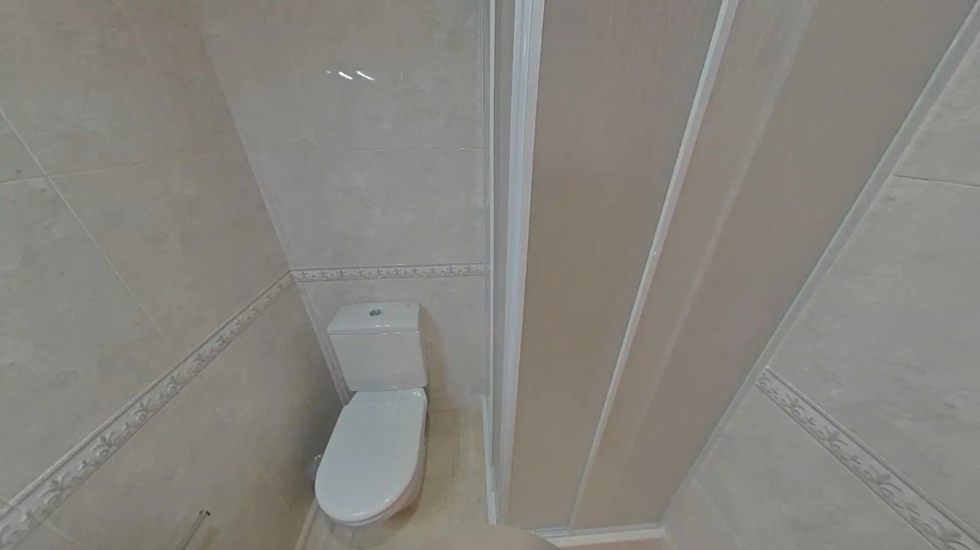 Bathroom of Flat for sale in Terrassa  with Heating