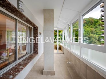 Appartement avec ascenseur à vendre à Calle de Catalina de Erauso