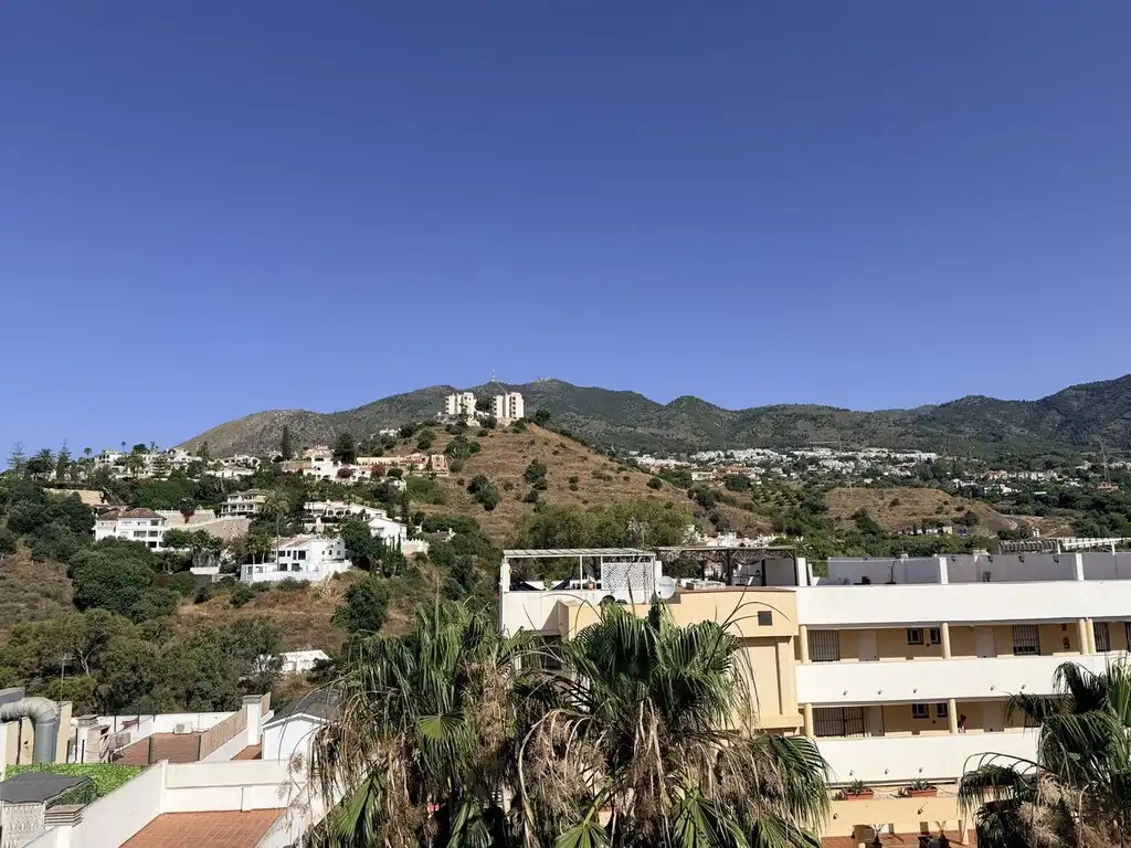 Vista exterior de Apartamento en venta en Benalmádena con Aire acondicionado, Terraza y Trastero