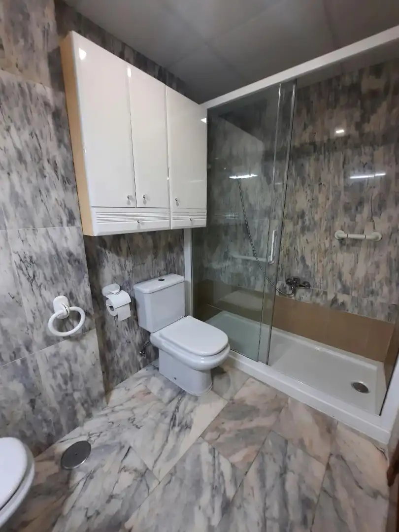 Apartamento con ascensor en alquiler en Pardaleras, imagen 9