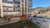 Vista exterior de Pis en venda en Zumaia amb Calefacció, Terrassa i Traster