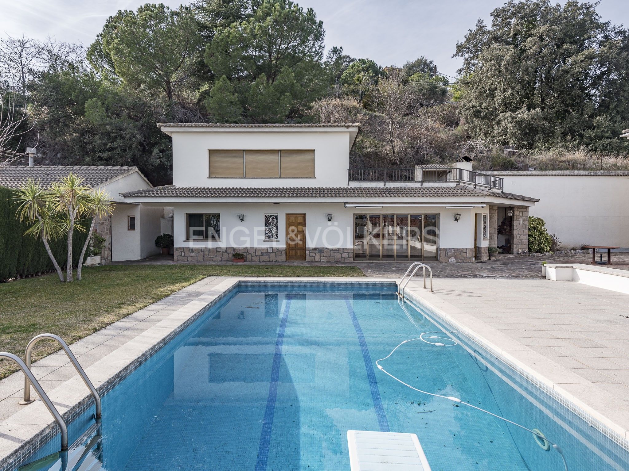Vista exterior de Casa o xalet en venda en Bigues i Riells del Fai amb Calefacció, Jardí privat i Terrassa