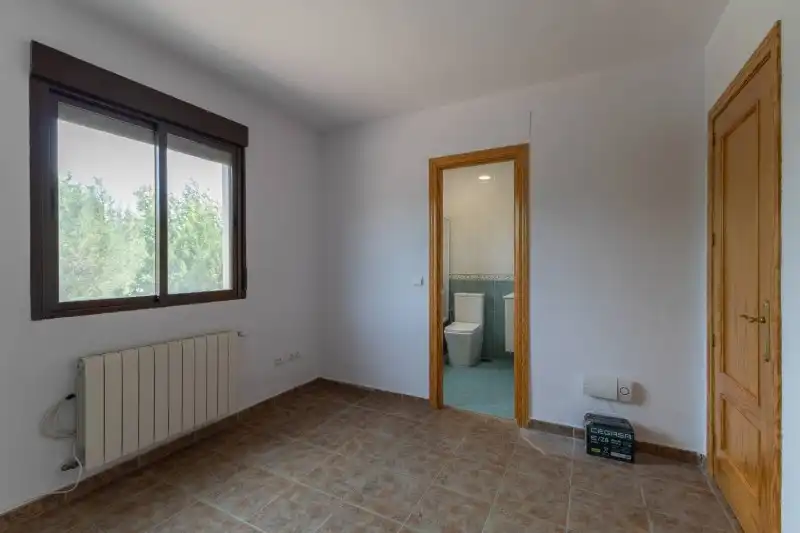 Dormitori de Casa o xalet en venda en Duruelo amb Calefacció, Terrassa i Piscina