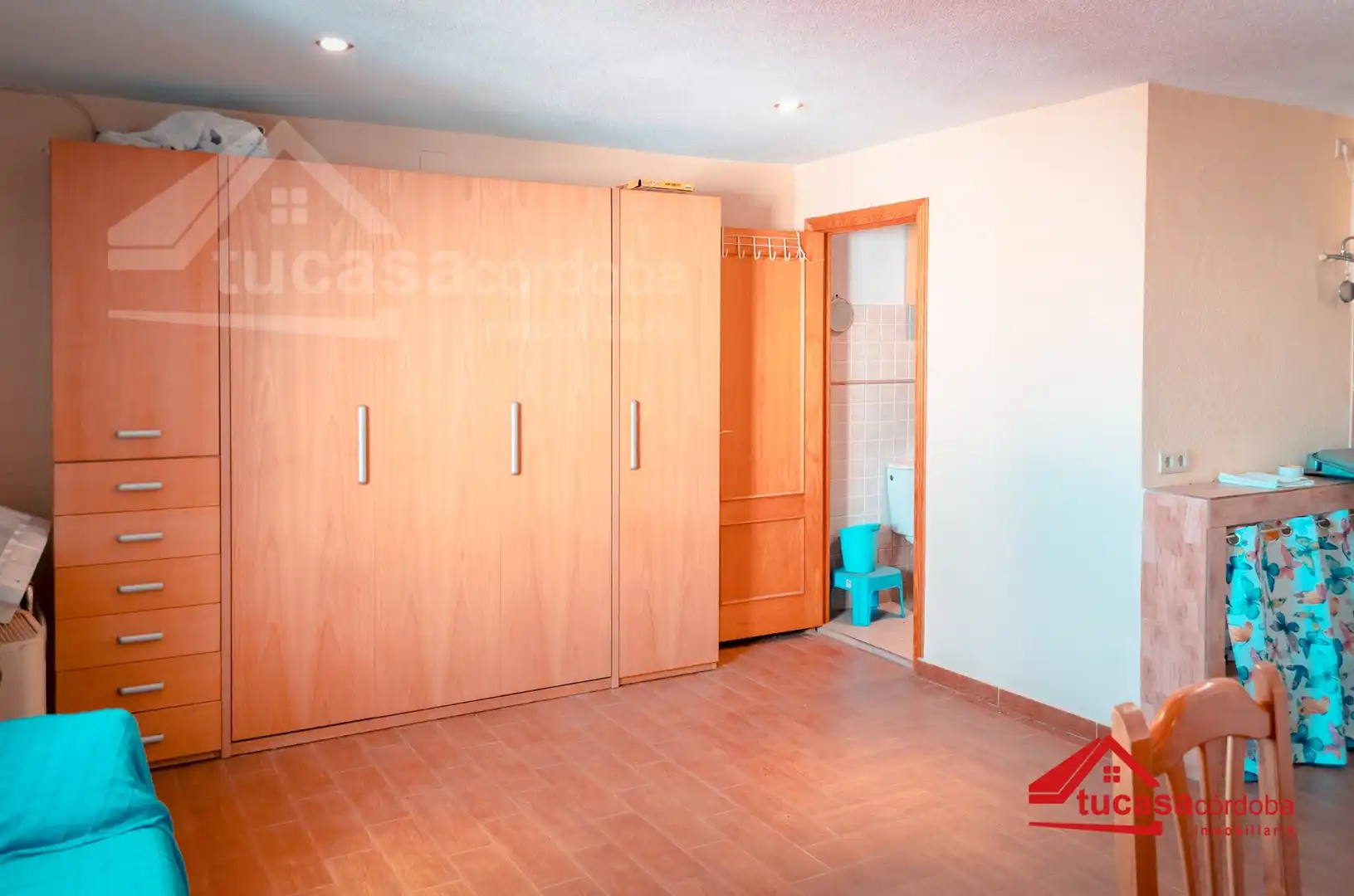 Schlafzimmer von Büro zum Verkauf in Córdoba mit Klimaanlage und Möbliert