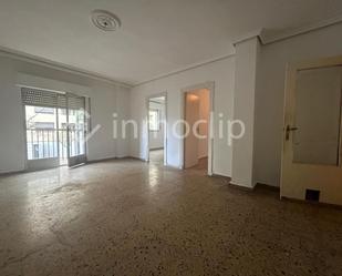 Sala d'estar de Pis en venda en Salamanca Capital amb Calefacció