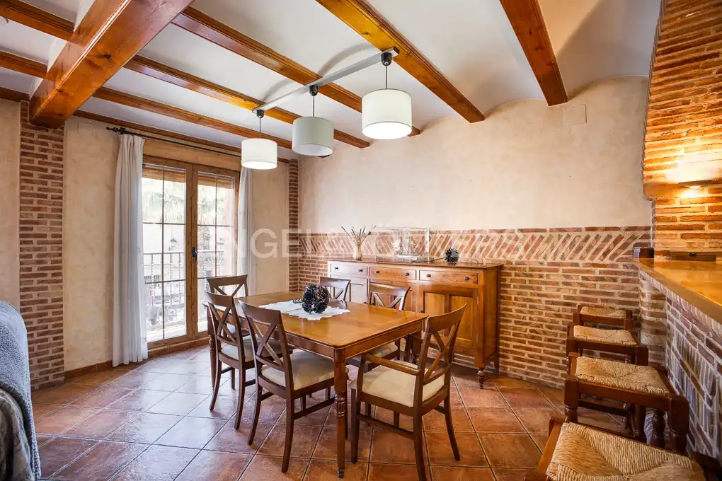 Dining room of Houses for sale in Alcublas  with Air Conditioner, Heating and Terrace