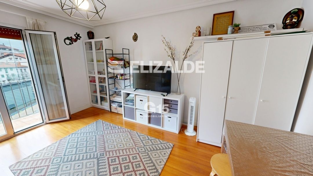 Pis en venda a Nagusia kalea