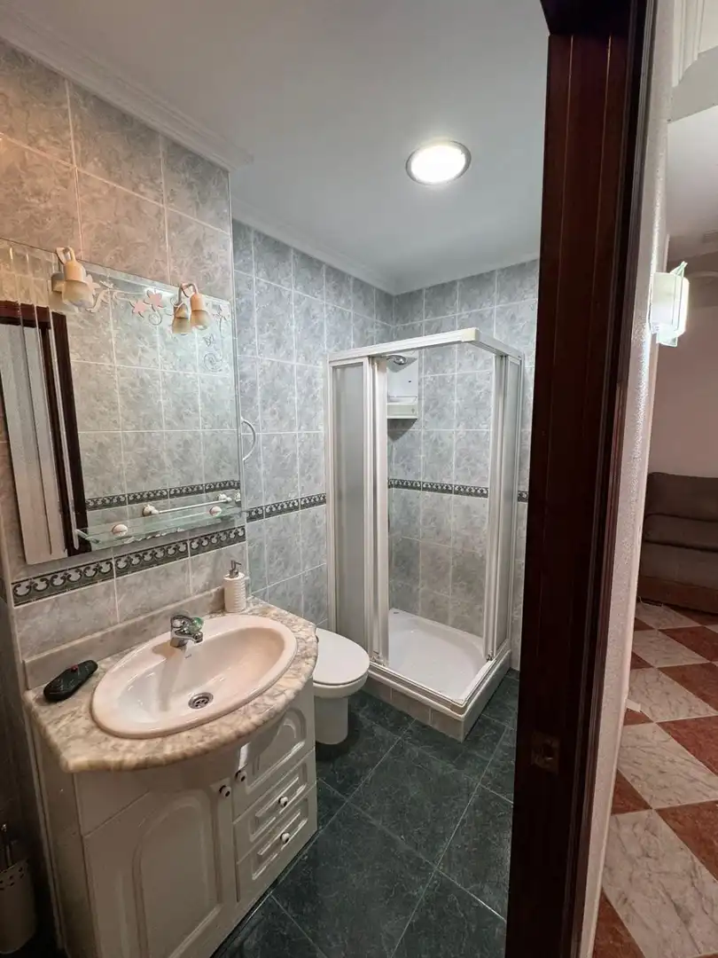 Bathroom of Flat for rent in Huelva  with Air Conditioner, Furnished and Balcony