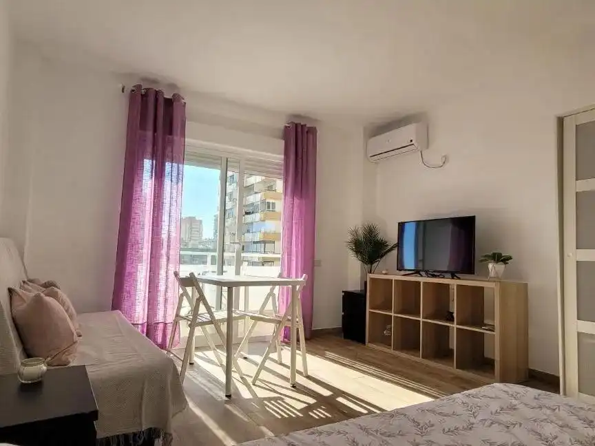 Studio avec ascenseur à louer à Aguadulce
