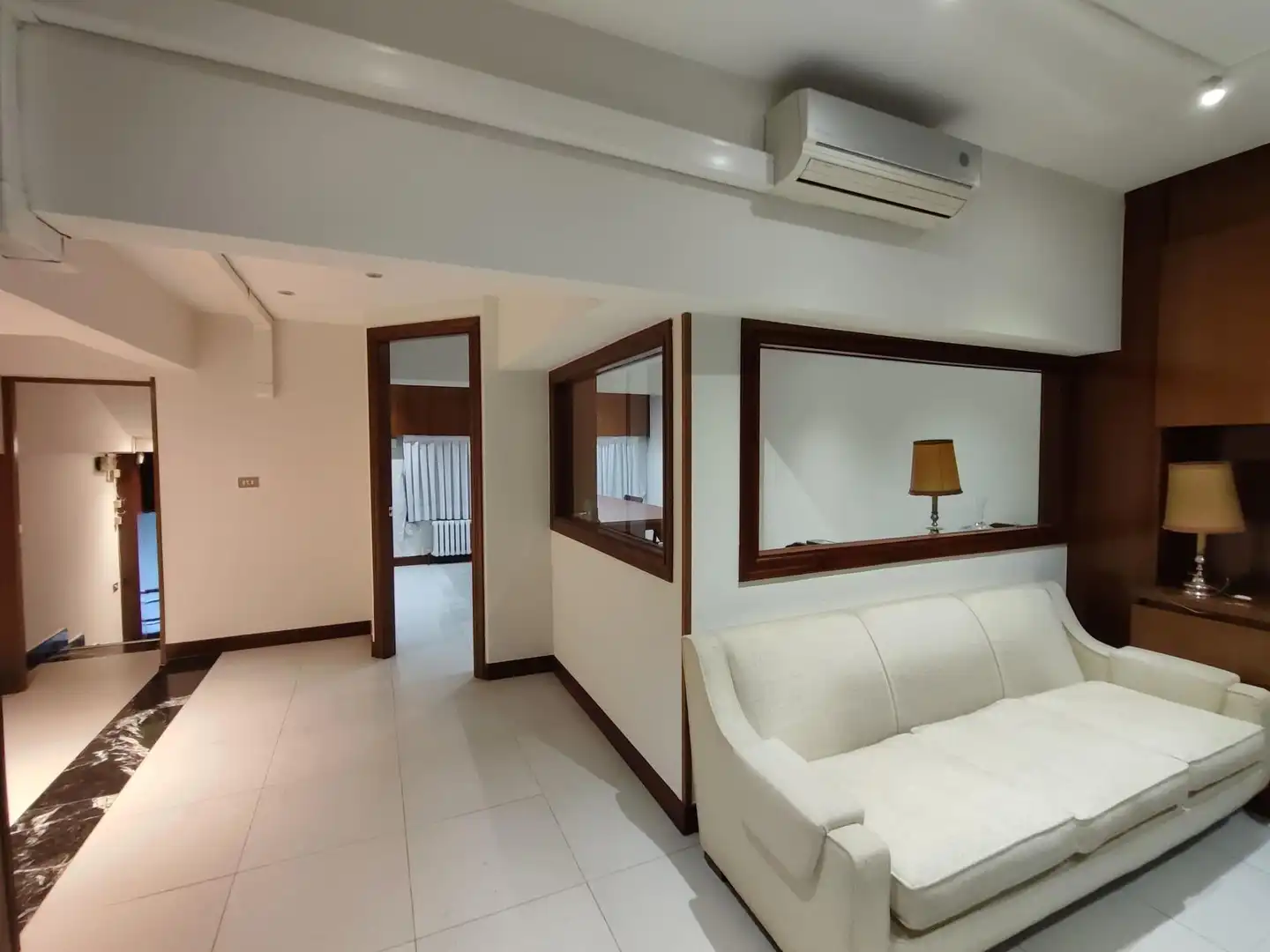 Sala de estar de Oficina en venta en Bilbao  con Aire acondicionado y Amueblado