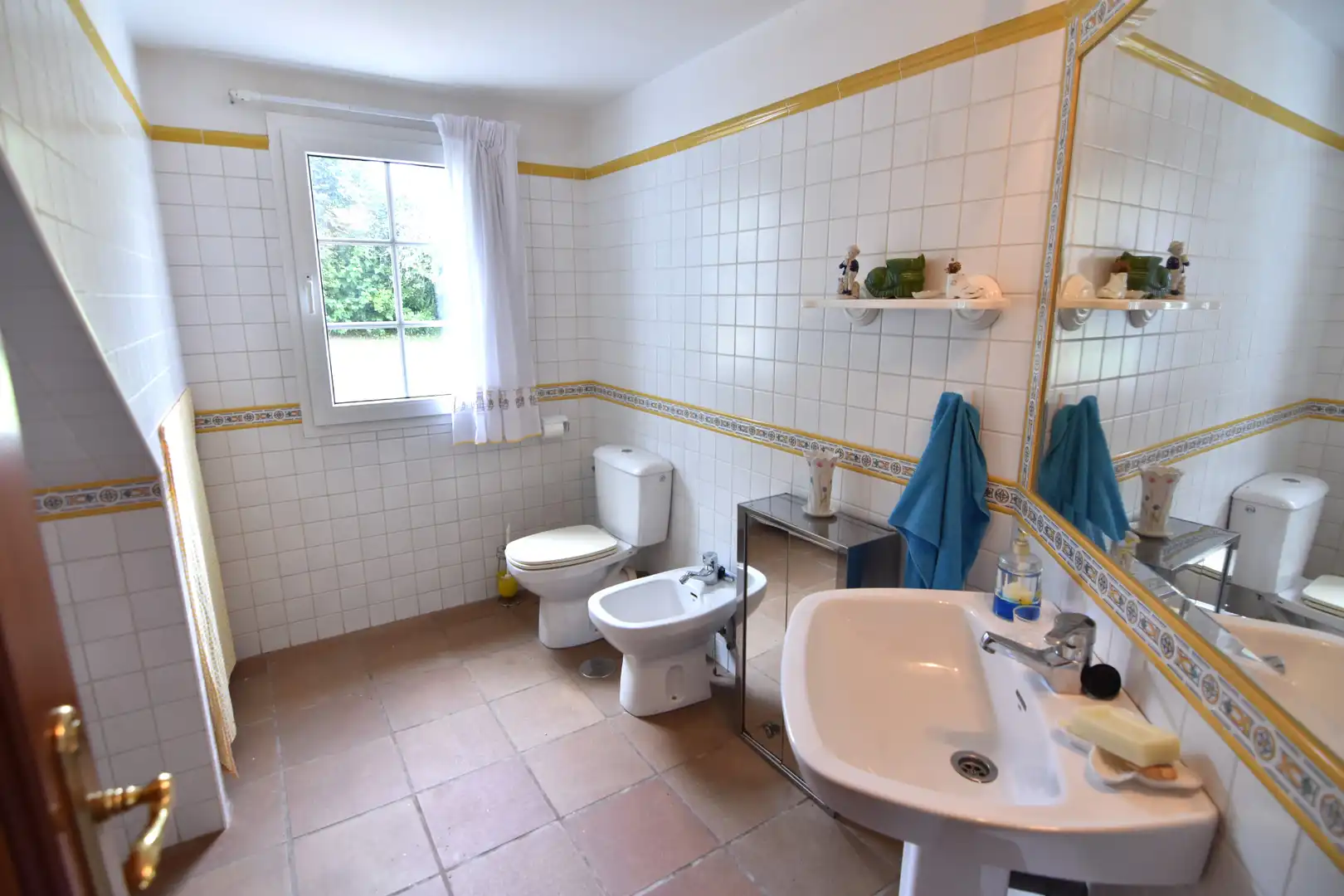 Bathroom of Houses for sale in Sada (A Coruña)  with Heating, Private garden and Parquet flooring
