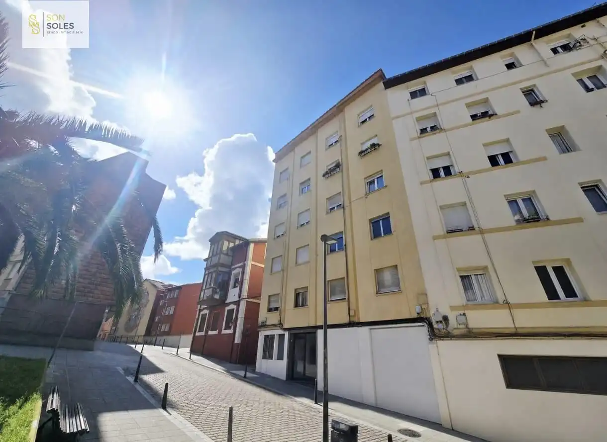 Vista exterior de Piso en venta en Santander con Calefacción y Balcón