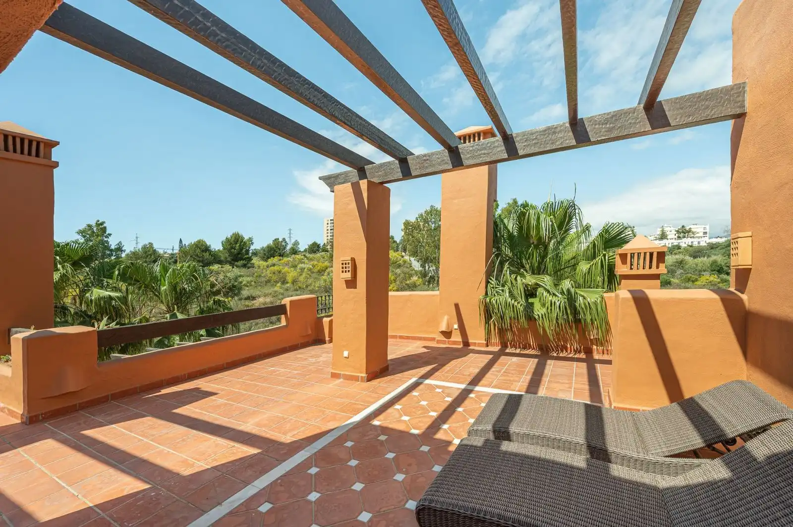 Terraza de Ático en venta en Marbella con Terraza, Trastero y Piscina comunitaria