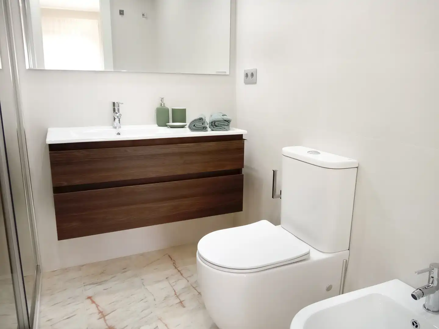 Apartamento de alquiler en Calle Secoya, Parque Alcosa