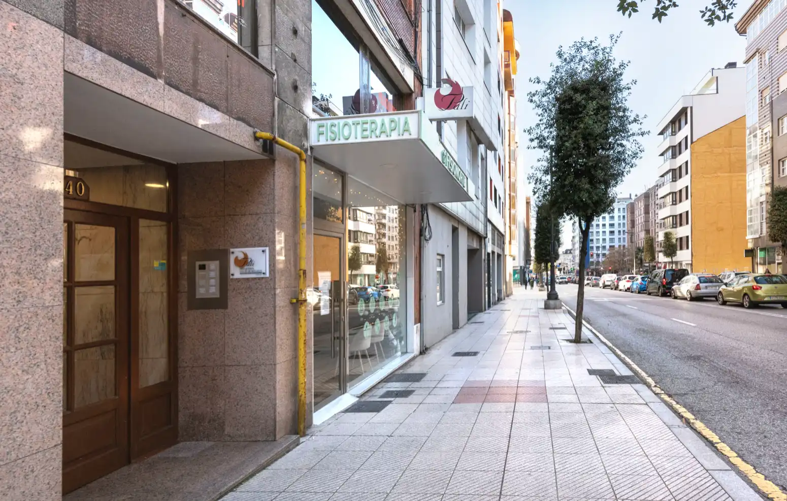 Pis en venda en Oviedo  amb Calefacció, Parquet i Traster
