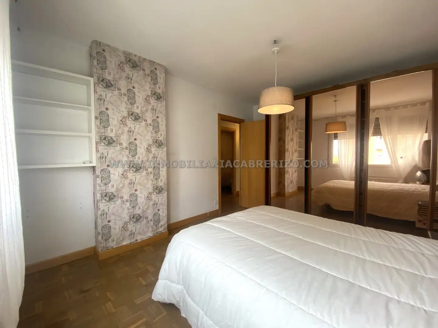 Habitación de Piso en venta en Barañáin / Barañain con Calefacción, Parquet y Horno
