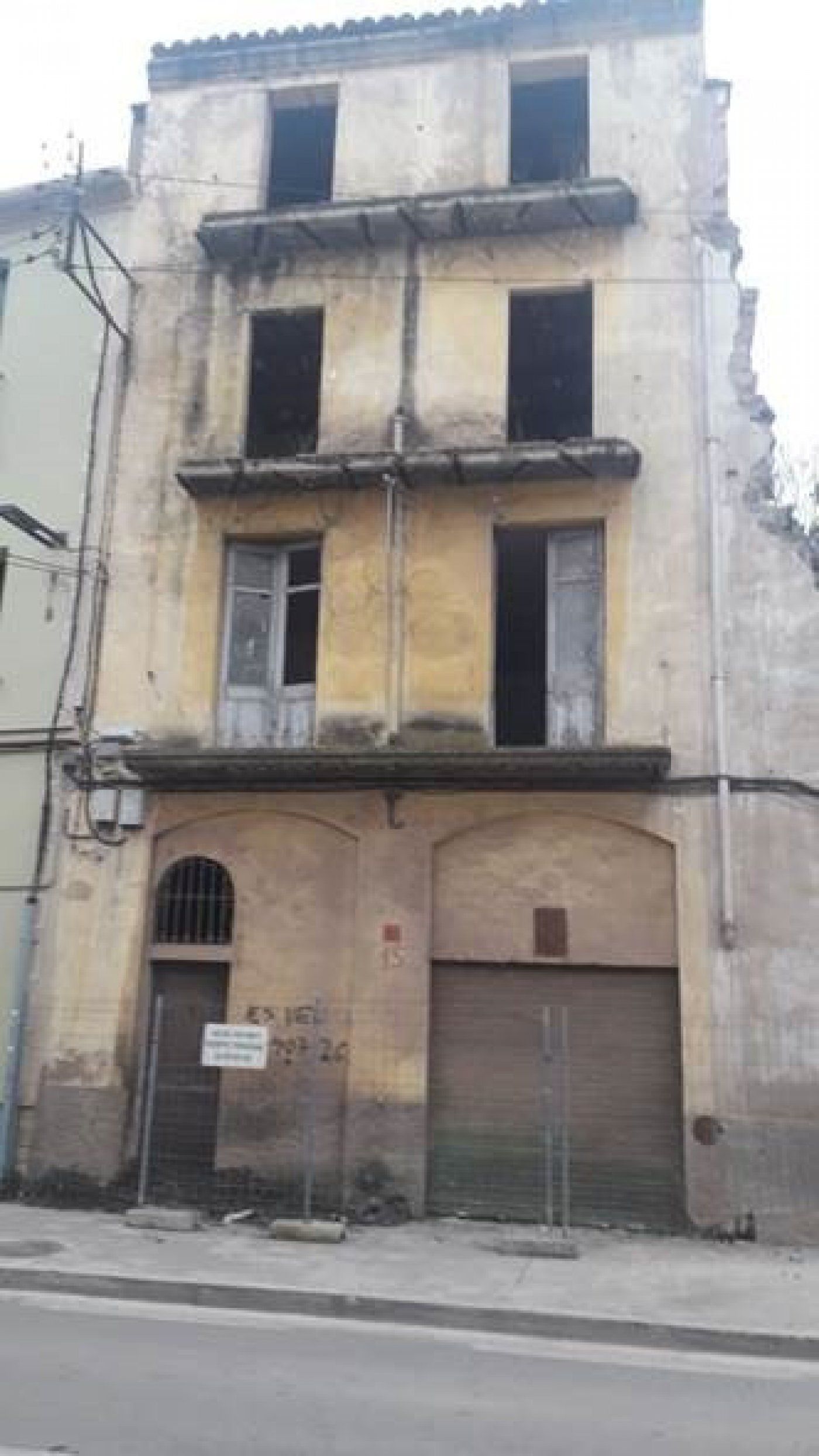 Vista exterior de Piso en venta en Sallent con Terraza