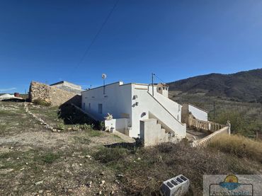 Casa en venda a Oria