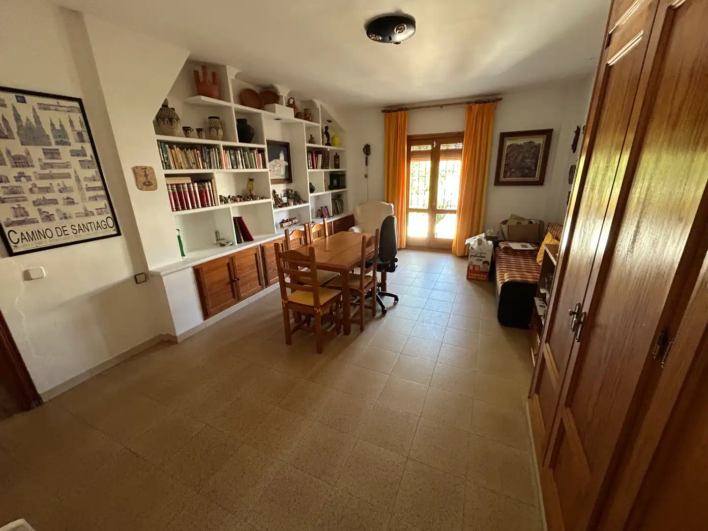 Sala d'estar de Casa adosada en venda en Vélez-Málaga amb Aire condicionat, Calefacció i Jardí privat