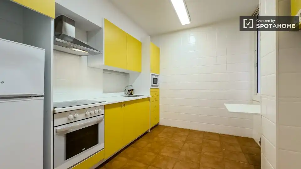Flat with terrace to rent in Ciutat Vella, imagen 9