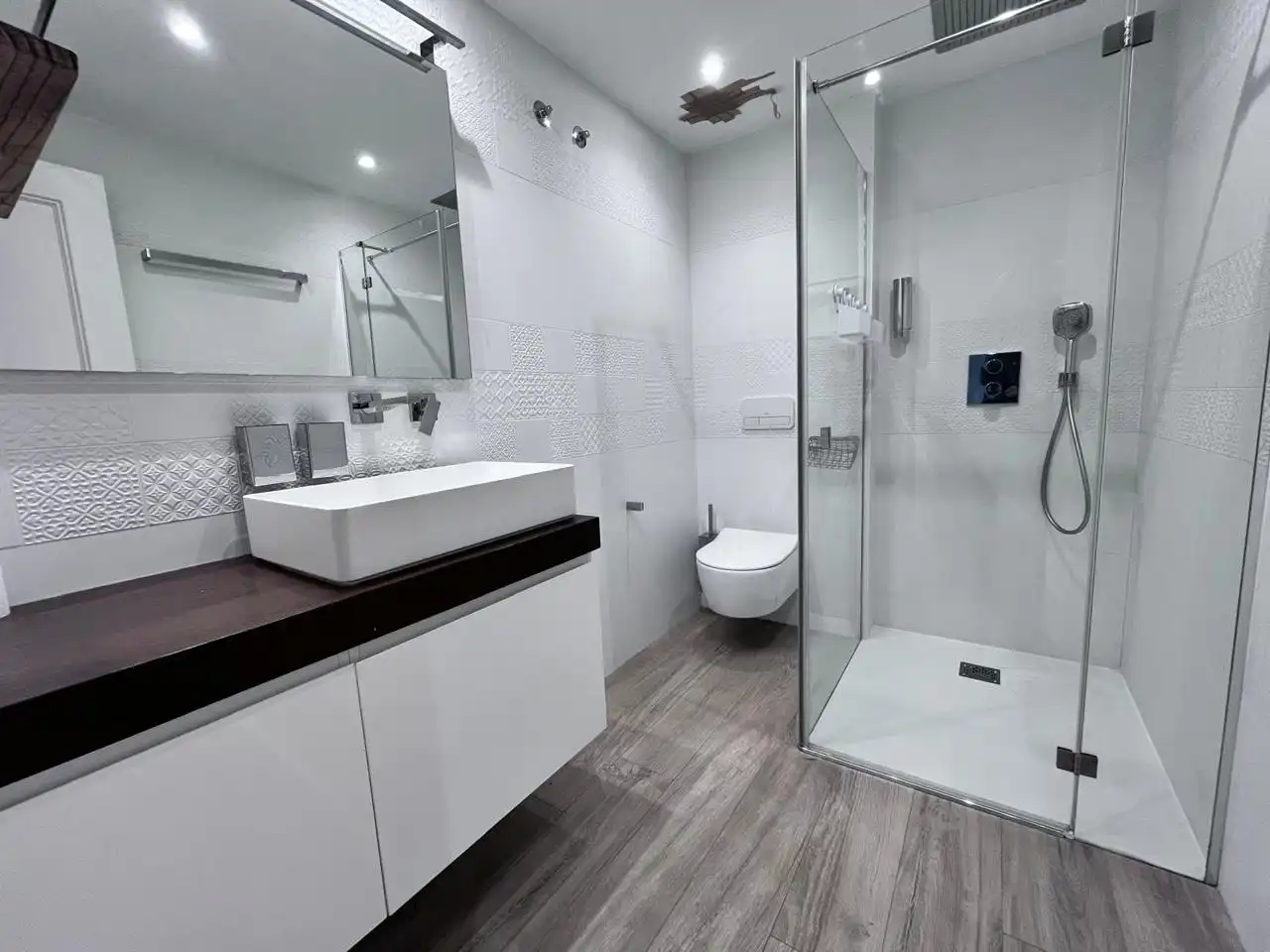Bathroom of Flat for sale in Vitoria - Gasteiz  with Heating, Parquet flooring and Terrace