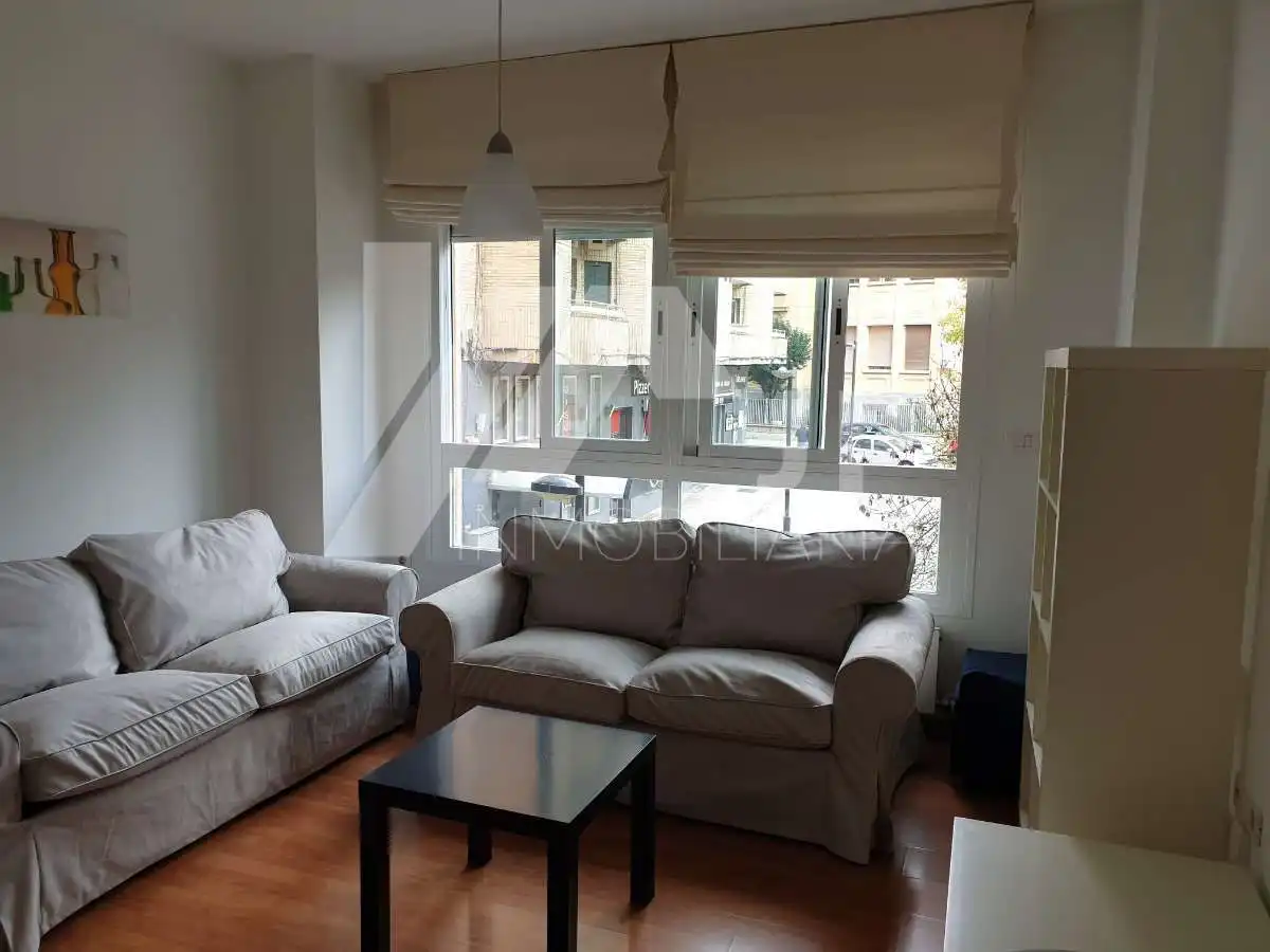 Apartamento de alquiler en Calle Don Emilio Durán Durán, Plaza de Toros