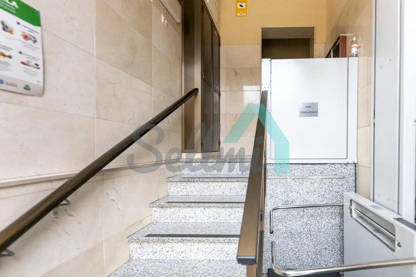 Planta baja de alquiler en Torrelavega, Fozaneldi - Tenderina