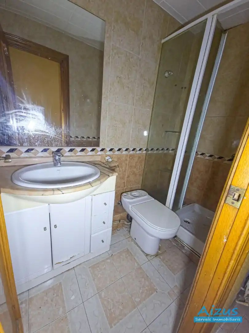 Bathroom of Flat for sale in Ripollet  with Balcony