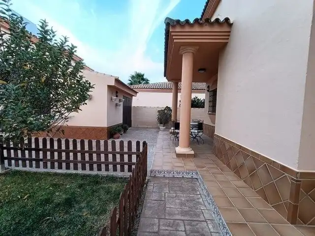 Casa o xalet en venda a Las Lagunas - Campano