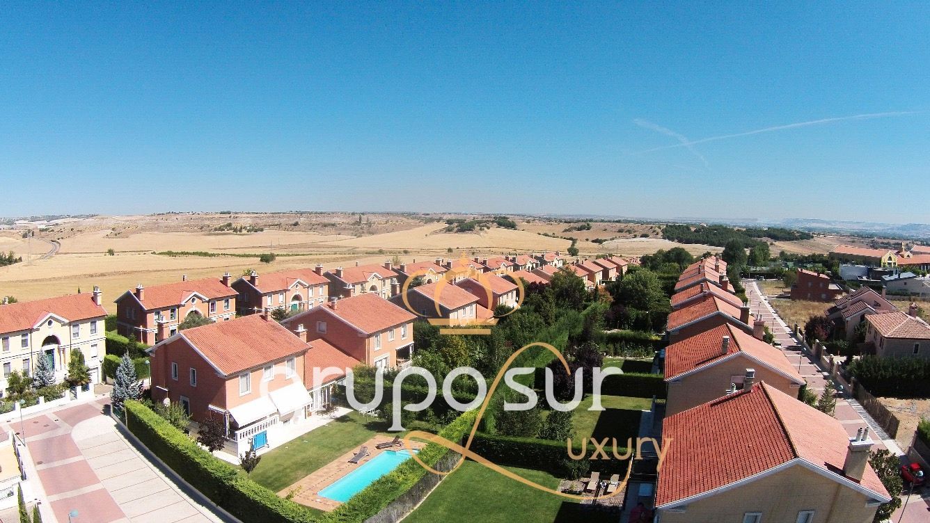 House or chalet for sale in Calle de la Fuente del Berrocal, 1, El Berrocal