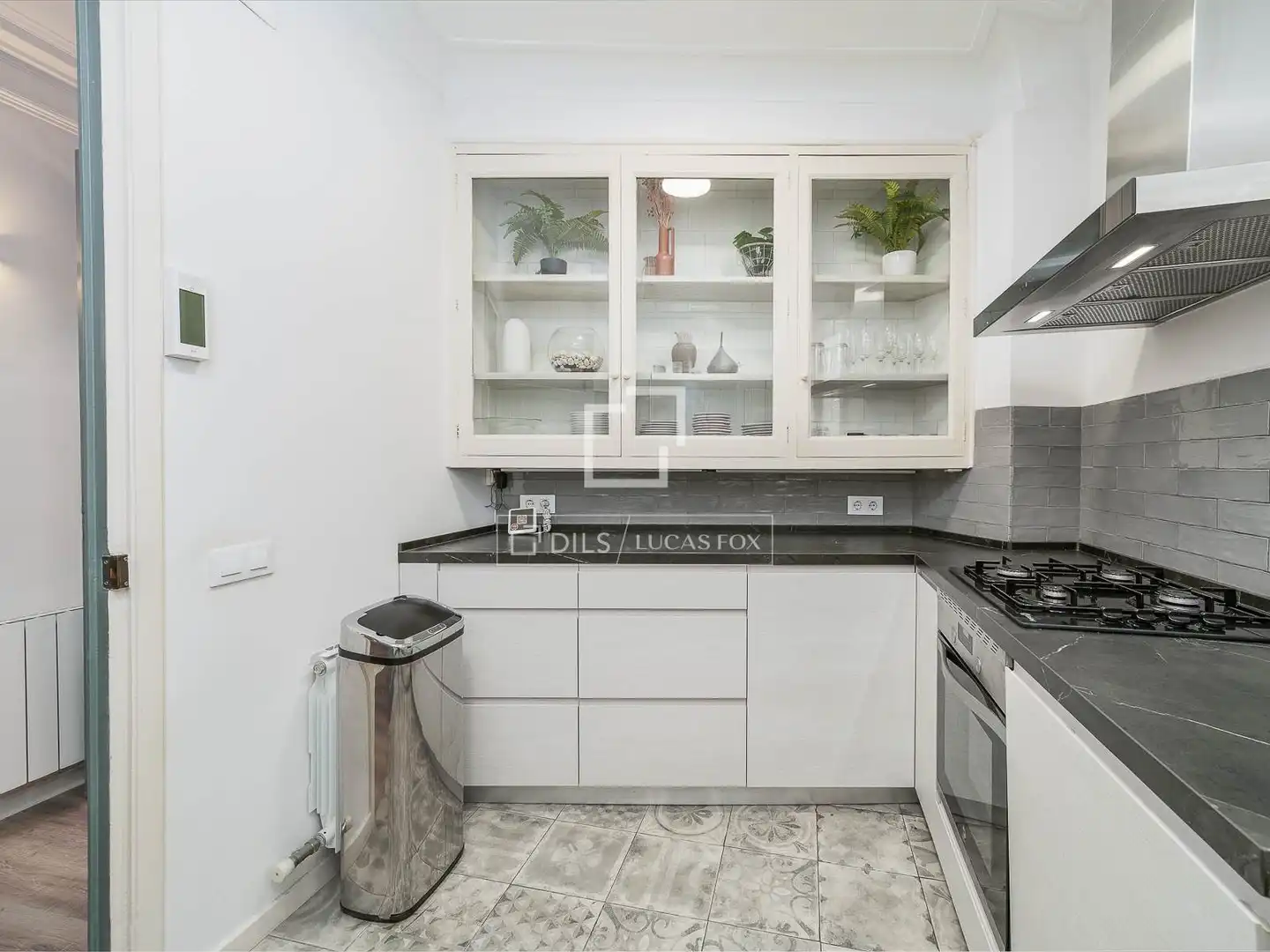 Kitchen of Flat for sale in Barcelona  with Air Conditioner, Terrace and Furnished