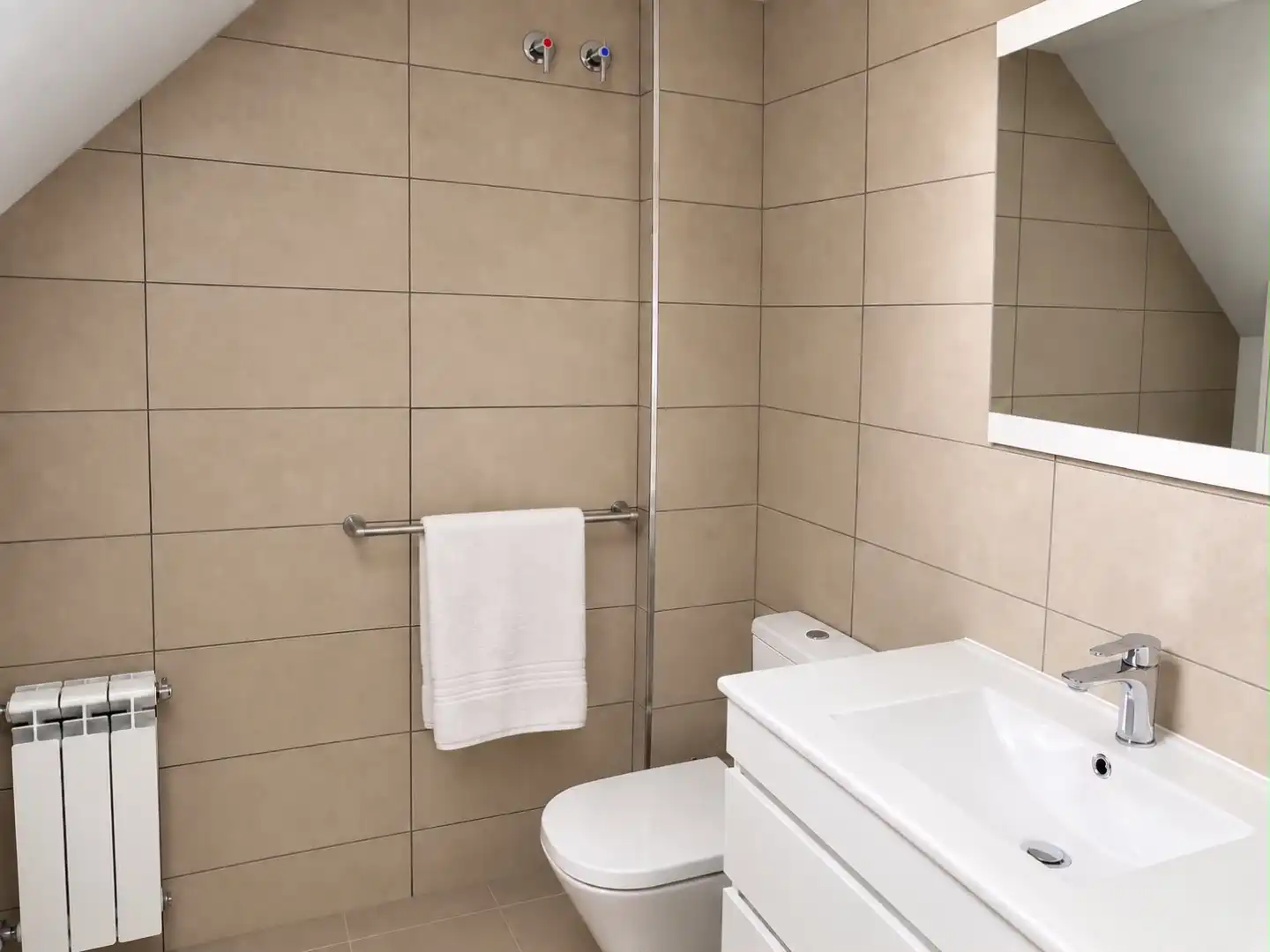 Badezimmer von Maisonette zum Verkauf in Ourense Capital  mit Klimaanlage, Terrasse und Balkon