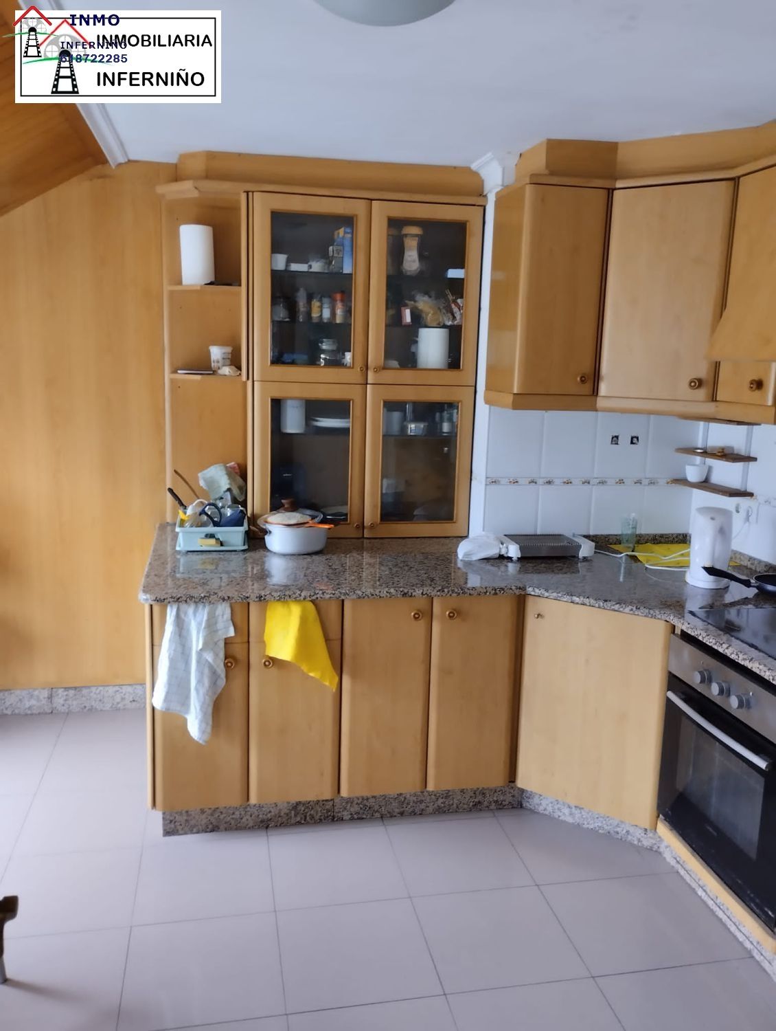 Cuina de Pis en venda en Ferrol amb Parquet i Terrassa