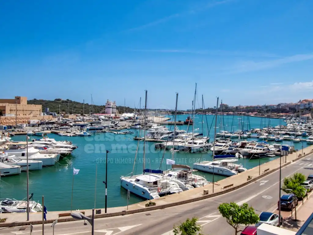 Exterior view of Flat for sale in Maó - Mahón  with Air Conditioner, Swimming Pool and Community pool